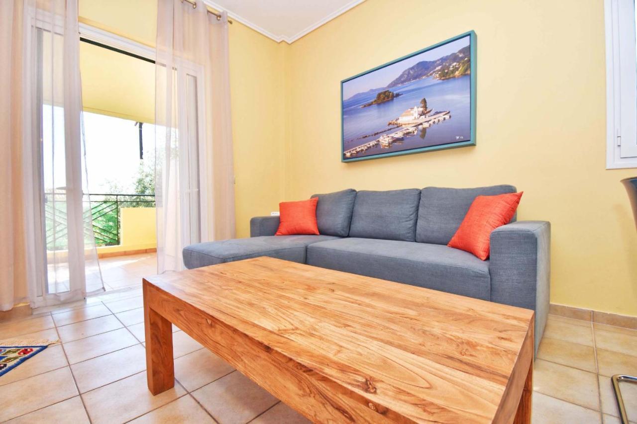 Apartament Pebbles And Sea At Barbati With Shared Pool Zewnętrze zdjęcie