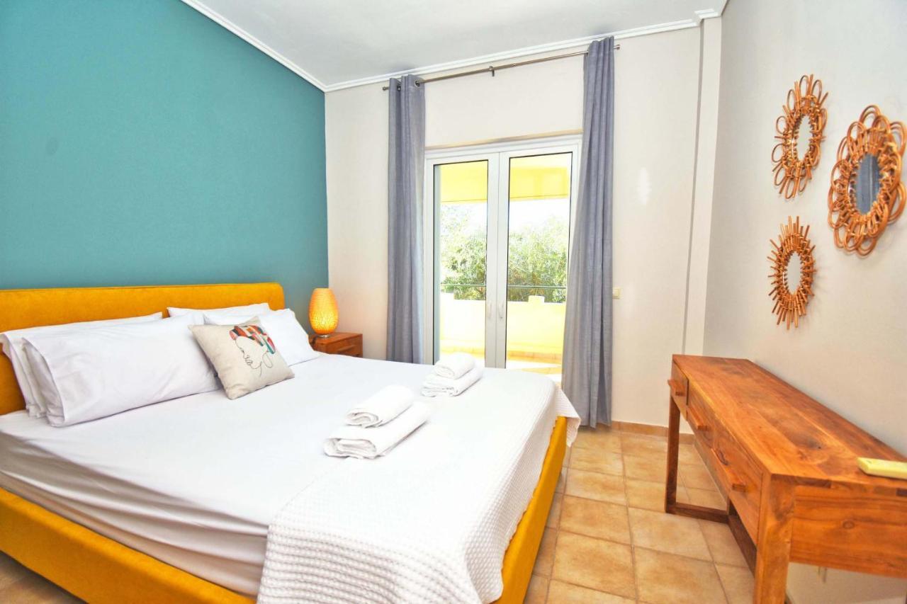Apartament Pebbles And Sea At Barbati With Shared Pool Zewnętrze zdjęcie