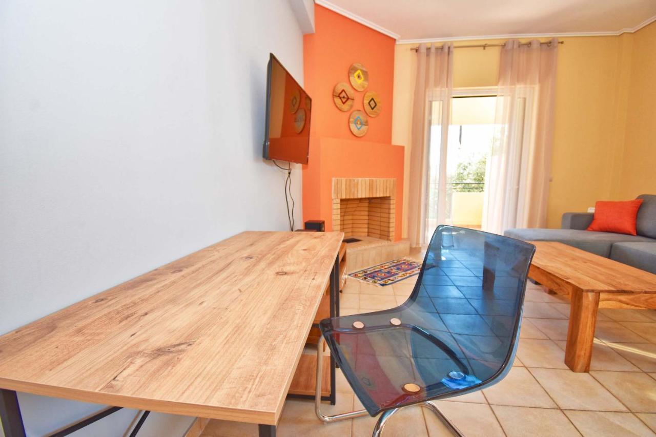 Apartament Pebbles And Sea At Barbati With Shared Pool Zewnętrze zdjęcie