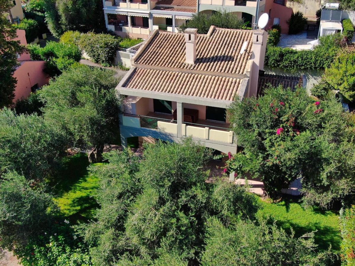 Apartament Pebbles And Sea At Barbati With Shared Pool Zewnętrze zdjęcie