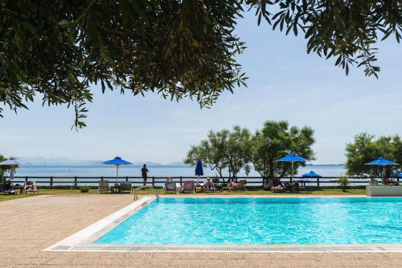 Apartament Pebbles And Sea At Barbati With Shared Pool Zewnętrze zdjęcie